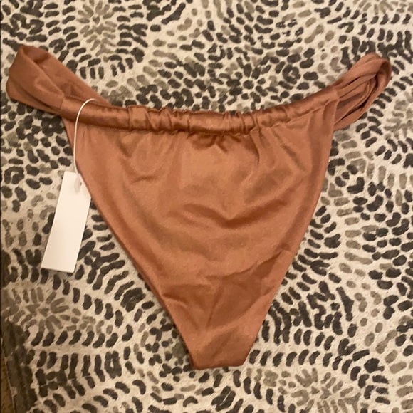 Inamorata ❌SOLD❌ - Picture 4 of 4